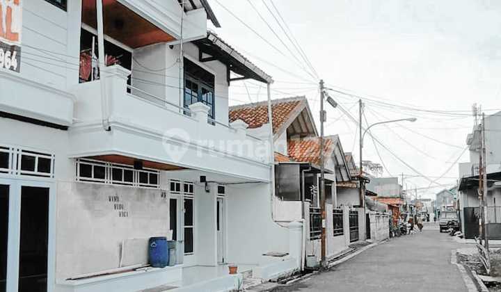 For Sale 3-Story House Great Location Behind Borma Ciwastra-Margacinta 2