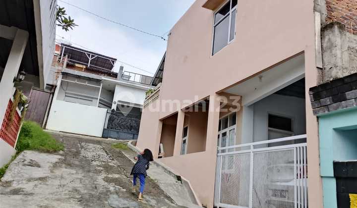 Jual cepat Rumah 2 Lantai di komp. pasirjati cijambe 2