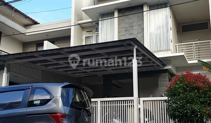 For Sale Well-Maintained Nice House in a Cluster in Tanjung Sari Antapani For Sale Well-Maintained Nice House in a Cluster in Tanjung Sari Antapani