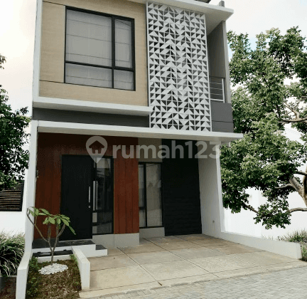 Rumah mewah Harga murah free biaya²,dekat bsd,stasiun dan tol