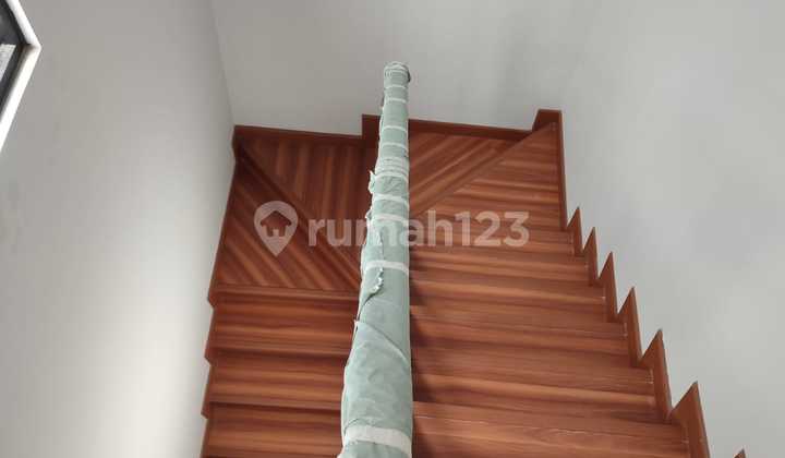 Rumah baru free biaya² nempel kawasan bsd,tol bsd dan stasiun 5