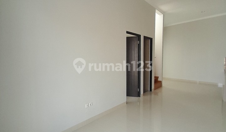 New house for sale, free document fees in Serpong BSD 2