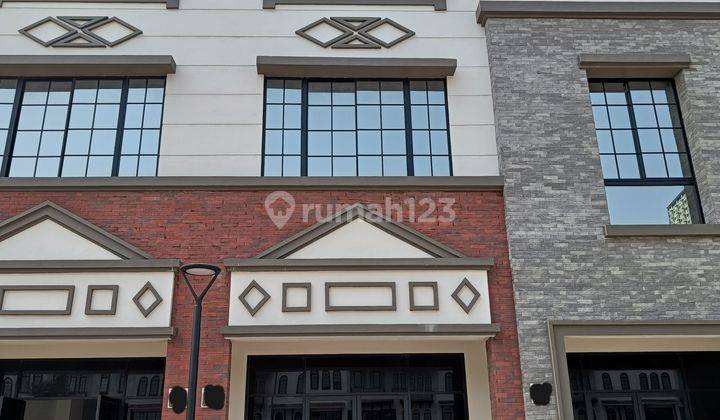 Ruko 3 Lantai Osaka Shophouse Pik2 2