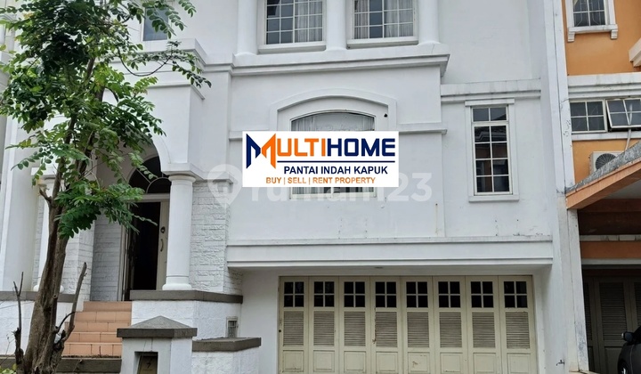 Rumah Flamboyan Pik Bgm Semi Furnish Luas 180 Meter Rumah Flamboyan Pik Bgm Semi Furnish Luas 180 Meter