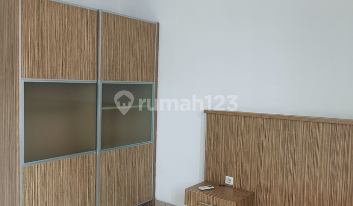 Flamboyan House PIK BGM Semi-Furnished 180 Square Meters 2