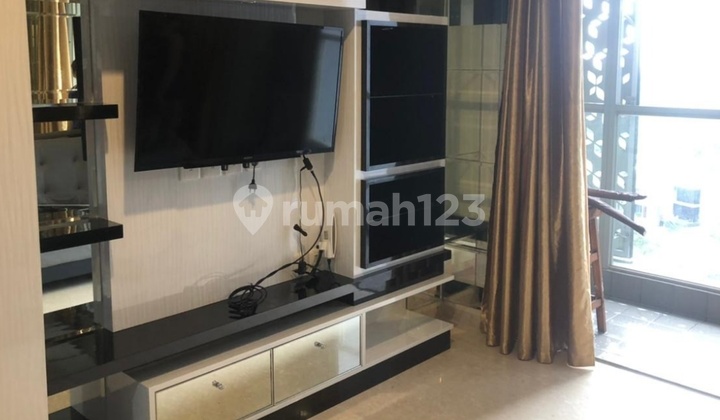 Fully Furnished Gold Coast Pik Apartment