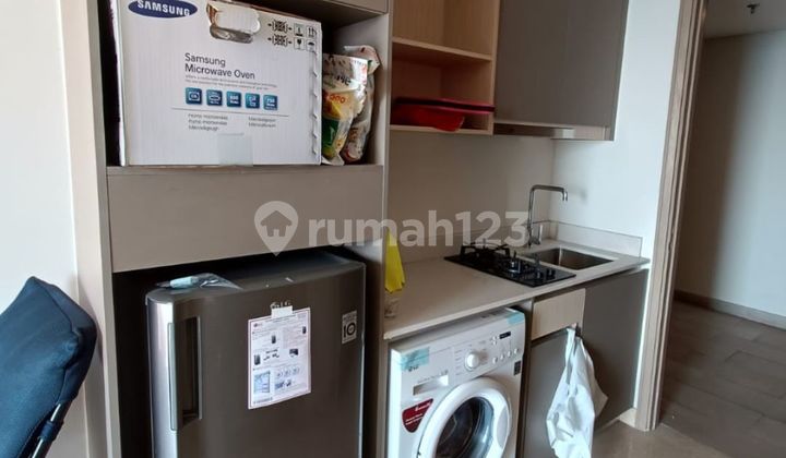 Apartemen Gold Coast Studio Semi Furnish 2