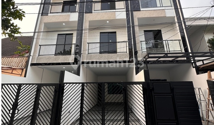 Rumah Baru Jl Angsana Raya Jak Bar