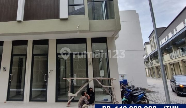 Soho 2 Lantai Verona Junction, Luas 50 M2