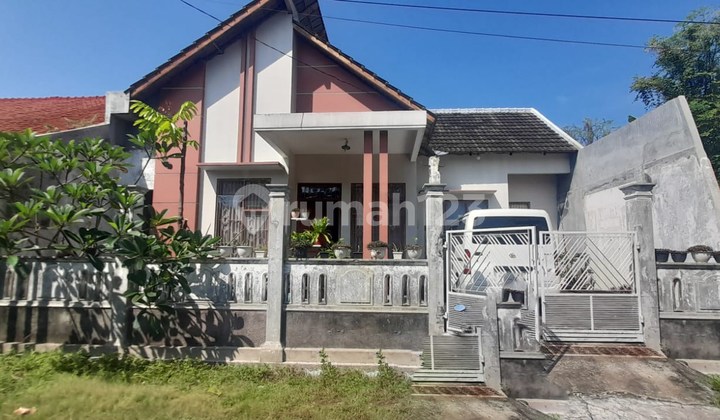 Dijual Rumah Lokasi Strategis Bebas Banjir di Jl. Cakrawala Barat Semarang 1