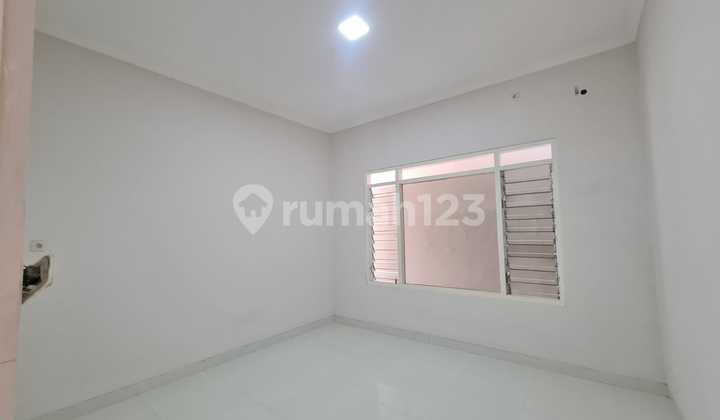 Disewakan Rumah Jl. Gandekan Semarang Jawa Tengah 2