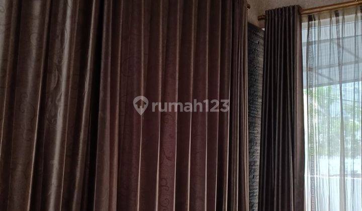 Disewakan Rumah Cantik Siap Tempati Di Jl. Ganesa Selatan, Semarang 2