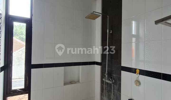 Dijual Rumah Lokasi Strategis Di Jl. Candi Prambanan Tengah Semarang 11