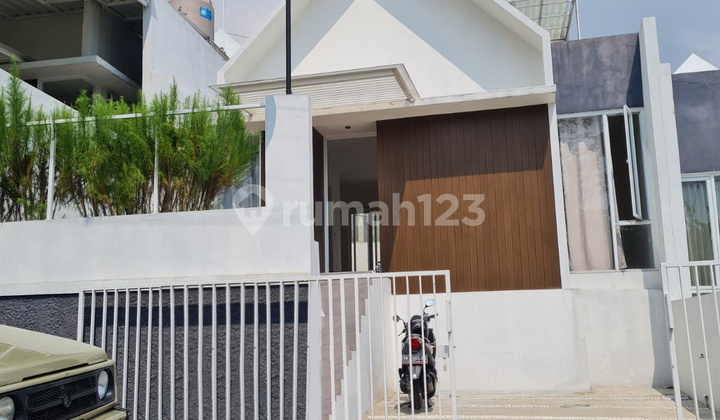 Dijual Rumah Dalam Perumahan Mewah Di Griya Lestari Montana Hill Raya Ngaliyan Semarang 1