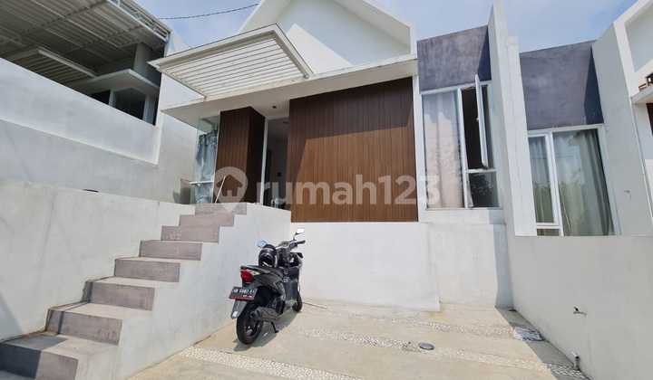 Dijual Rumah Dalam Perumahan Mewah Di Griya Lestari Montana Hill Raya Ngaliyan Semarang 2