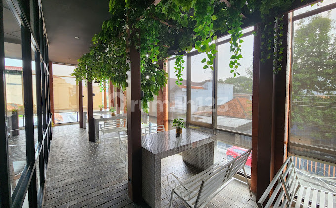 Dijual dan Disewaka Ruko Lokasi Di Jl. Pleburan Raya Semarang 1