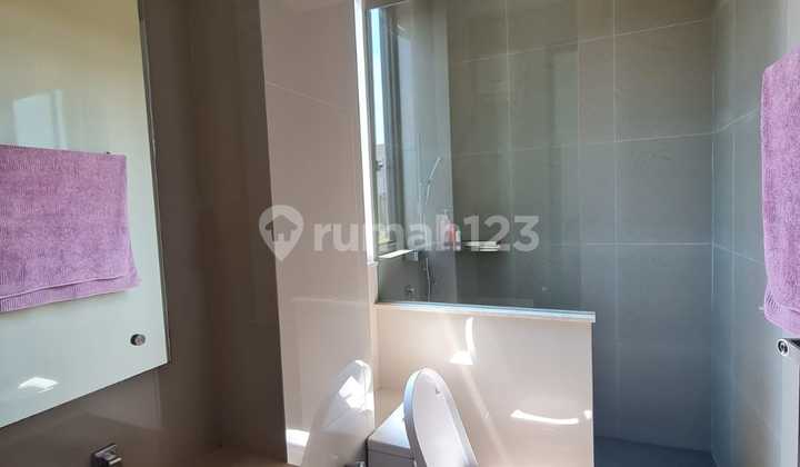 Dijual Rumah Mewah Dengan View Kota Semarang di Jl. Singotoro 2