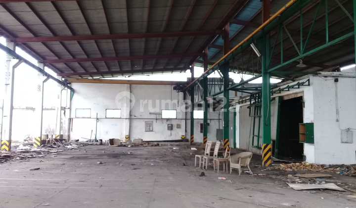 Dijual Gudang Lokasi Pinggir Jalan Utama Semarang Purwodadi