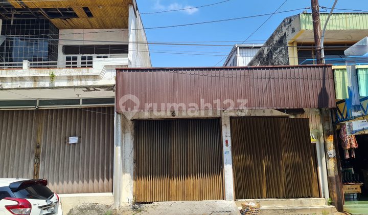 Dijual Ruko Lokasi Padat Penduduk di Jl. Kauman Semarang 1