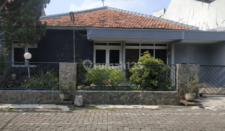 Dijual Rumah Siap Pakai Lokasi Jl. Turangga Semarang 1