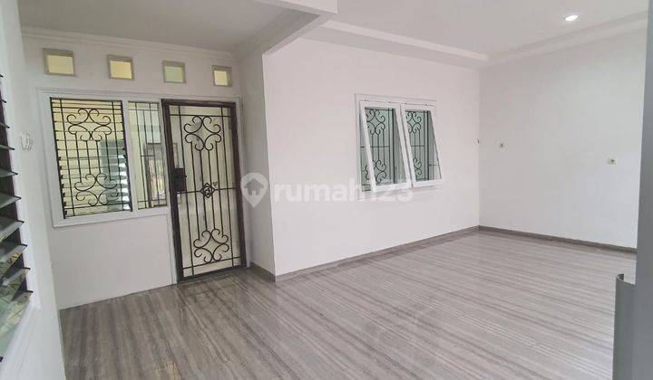 Dijual Rumah Lokasi Perum Gardenia Plamongan Indah Semarang 2