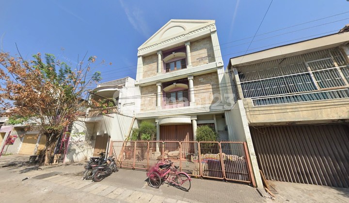 Dijual Ruko Di Daerah Pusat Perdagangan Di Jl. Beteng Semarang 1