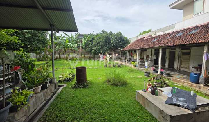 Dijual Rumah Tengah Kota di Jl. Pandanaran Semarang 2