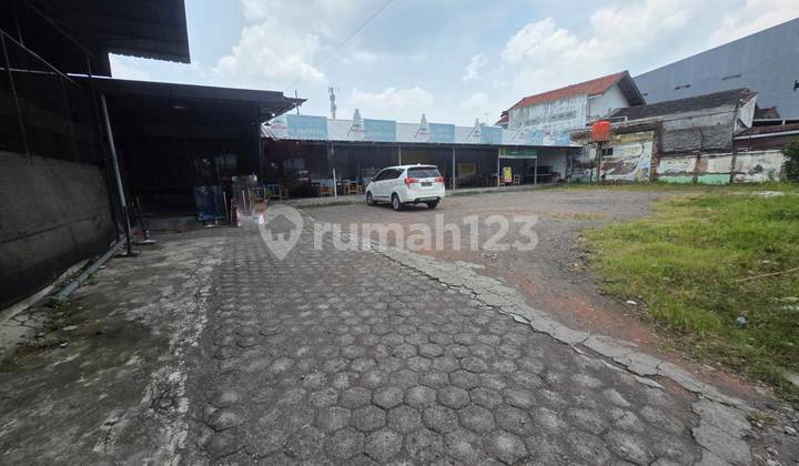 Dijual Ruang Usaha Lokasi Strategis Di Jl. Gajah Semarang 1