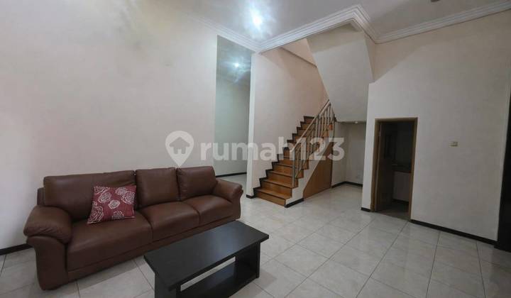 Middle City House Ready to Occupy at Batan Miroto St., Semarang 2