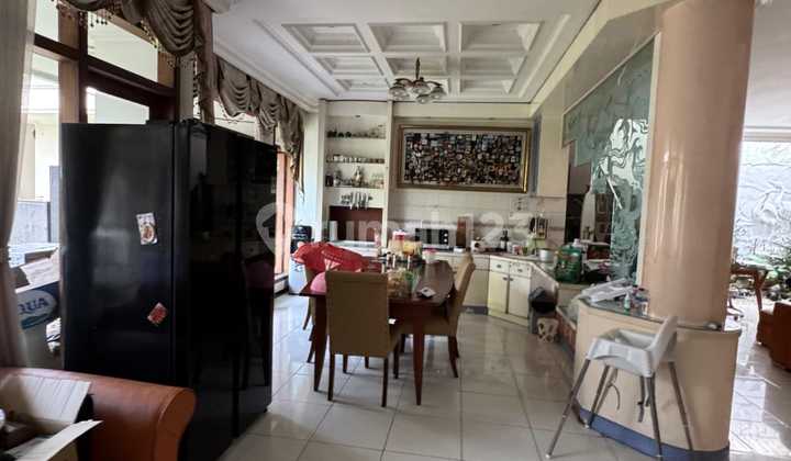 Luxury House Strategic Location on Jl. Jangli Raya Semarang 2