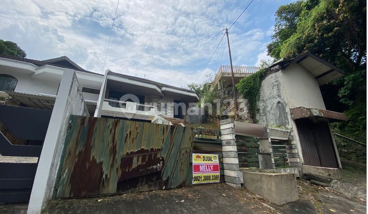 Dijual Rumah Lokasi Strategis di Jl. S. Parman Semarang 1