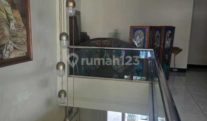 Rumah Mewah Lokasi Tengah Kota di Jl. Panjaitan Semarang 2