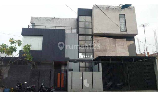 Dijual Ruang Usaha Lokasi Jl. Medoho Raya Semarang 1