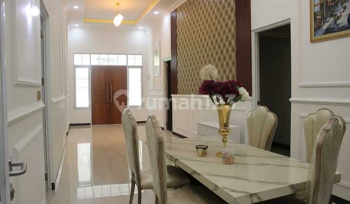 Dijual Rumah Lokasi Strategis di Perum Graha Padma Semarang 1