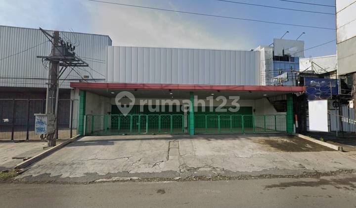 For Rent: Shop House in the Commercial Area on Jl. Majapahit Semarang 1
