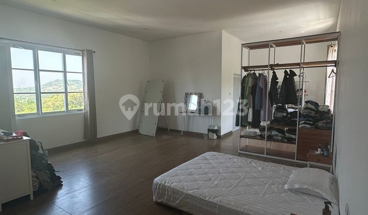 Dijual Rumah dengan Suasana Asri di Bukit Kencana Jaya Tembalang Semarang 2