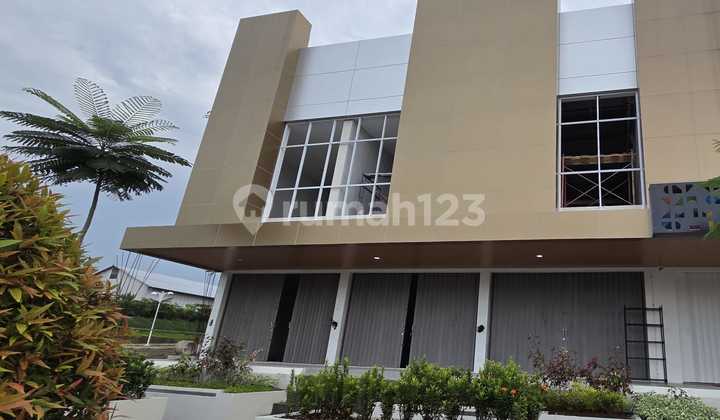 For Rent 2-Story Shop House on Main Road Citadel Ngaliyan Semarang 1