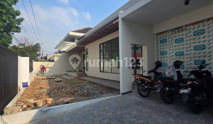 Dijual Rumah Mewah Lokasi Strategis Di Jl. Muradi Semarang 1