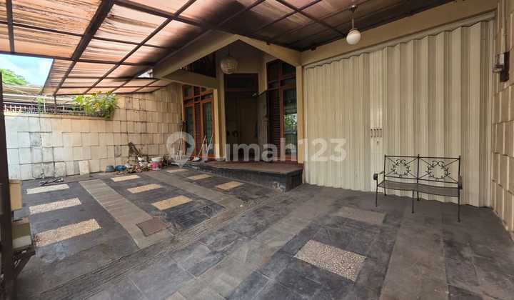 Disewakan Rumah Tengah Kota Bebas Banjir Di Jl. Pekunden Timur Semarang