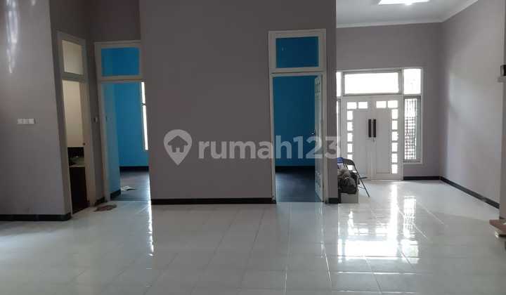 For Rent House in Elite Area Jl. Bukit Palma Bukit Sari Semarang 2