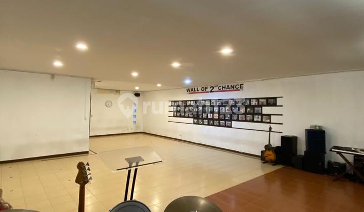 For Sale, Serene Atmosphere Villa with Strategic Location on Jl. Cepoko Gunung Pati Semarang 2