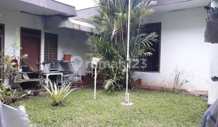 Dijual Rumah Lokasi Strategis di Jl. Raung Semarang 2