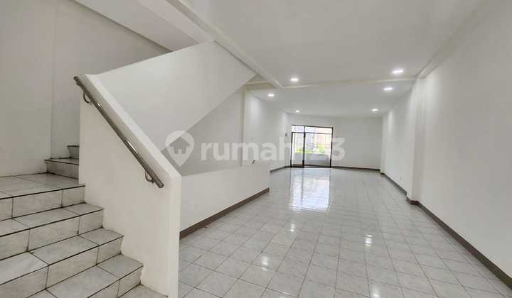 Dijual Ruko di Kawasan Pusat Perdagangan Jl. Mt. Haryono Semarang
