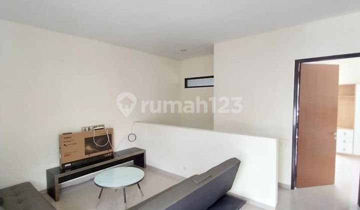 Dijual Rumah Mewah Full Furnish di Pandanaran Hills Semarang 2