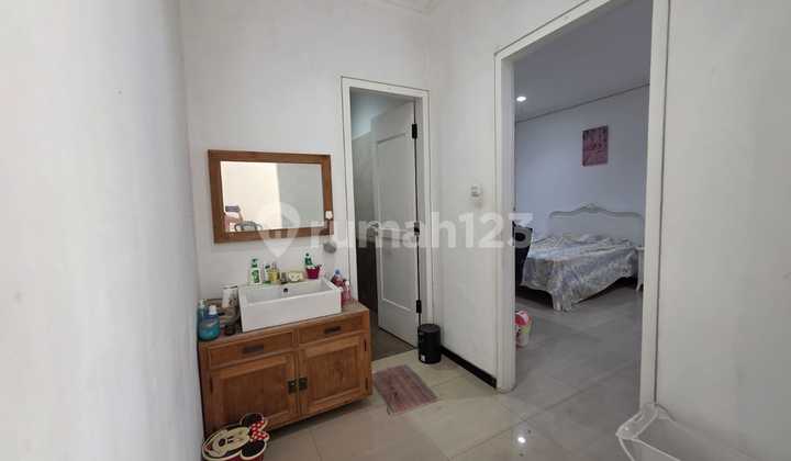 Rumah Dijual Lokasi Strategis di Jl. Ngesrep Tembalang Semarang 2