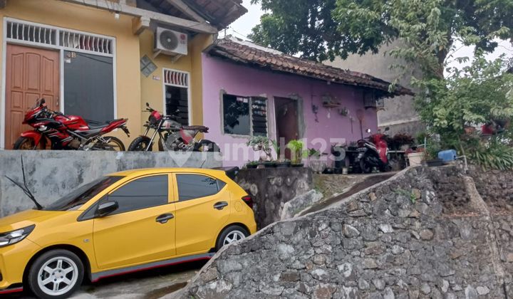 For Sale: Flood-Free House Located on Jl. Kinibalu, Semarang 1