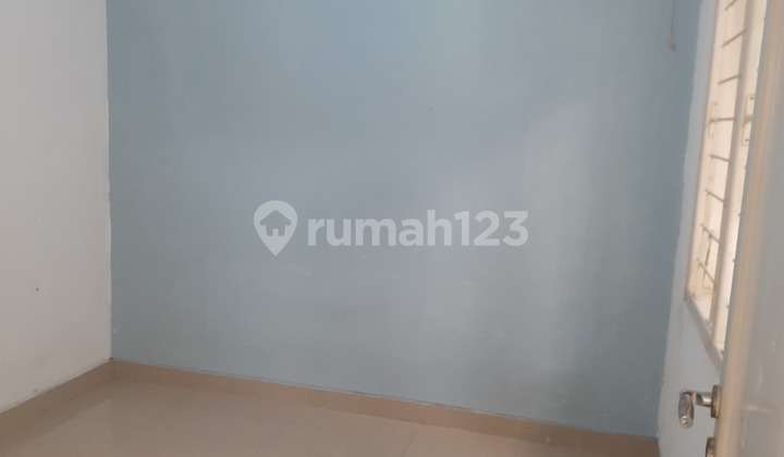 Di Jual Rumah 2Lantai Siap Huni di Grand Wisata 2