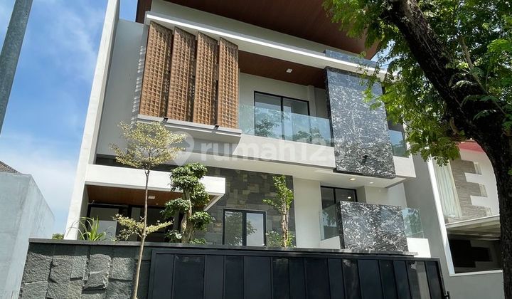 New Gress Citraland Surabaya Row 15 Meter