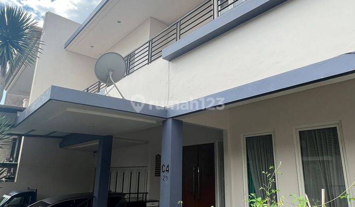 Dijual Siap Huni Cluster Terfavorit Dian Istana Graha Famili 2