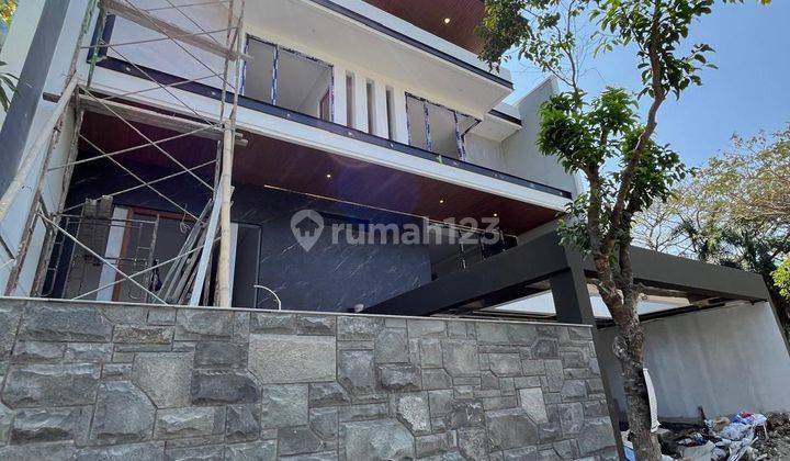 Rumah Minimalis Modern 3 Lantai Citraland Waterfront 2